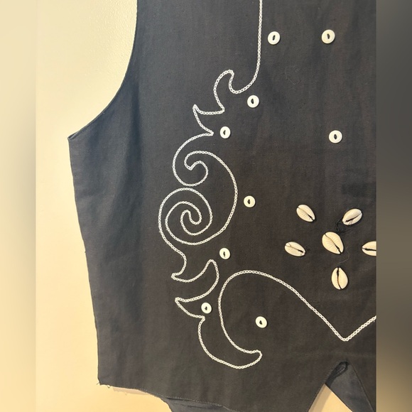 coastal cowgirl western yallternative button up cotton embroidered seashell vest - Picture 3 of 7